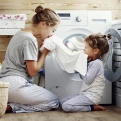 Omo Klein & Krachtig Wit Vloeibaar Wasmiddel - 8 X 20 Wasbeurten - Voordeelverpakking 15 Omo Klein & Krachtig Wit Vloeibaar Wasmiddel - 8 X 20 Wasbeurten - Voordeelverpakking -Wasbenodigdheden Winkel 1200x1200 733